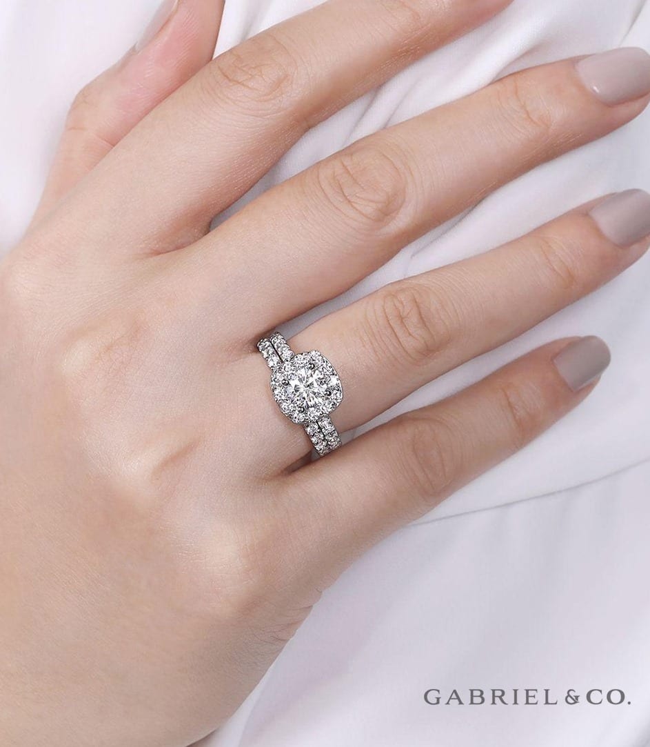 3 Most Popular Engagement Ring Styles for Millennials