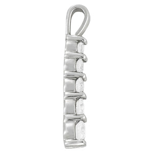 Round Diamond Fashion Pendant