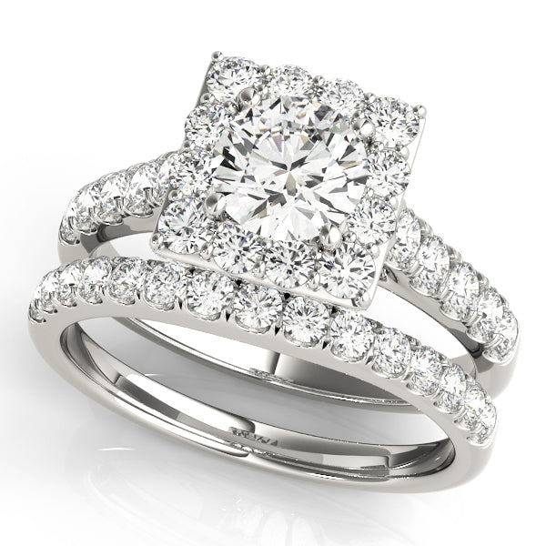 Round Diamond Halo Engagement Ring