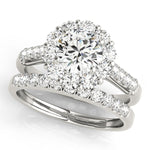 Round Diamond Halo Engagement Ring