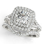 Round Diamond Halo Engagement Ring