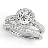 Round Diamond Halo Engagement Ring