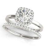 Round Diamond Halo Engagement Ring