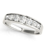 Round Diamond Wedding Ring