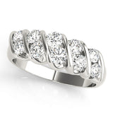 Round Diamond 14K Gold Wedding Ring