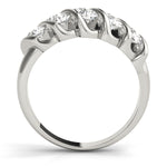 Round Diamond 14K Gold Wedding Ring