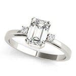 Multi-Diamond Fashion Ring in Precious Metal