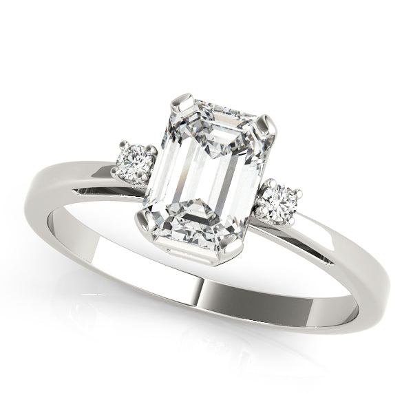 Multi-Diamond Fashion Ring in Precious Metal