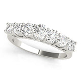 Round Diamond Wedding Ring in Premium Metals