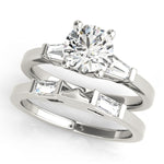 Round Diamond Engagement Ring with Baguettes