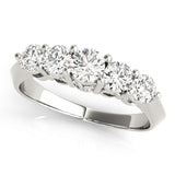 Round Diamond Wedding Ring