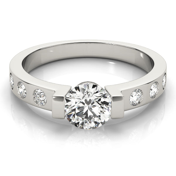 Round Diamond Single Row Engagement Ring