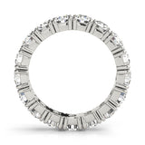 16-Diamond Round Wedding Ring