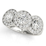 3-Stone Round Diamond Engagement Ring
